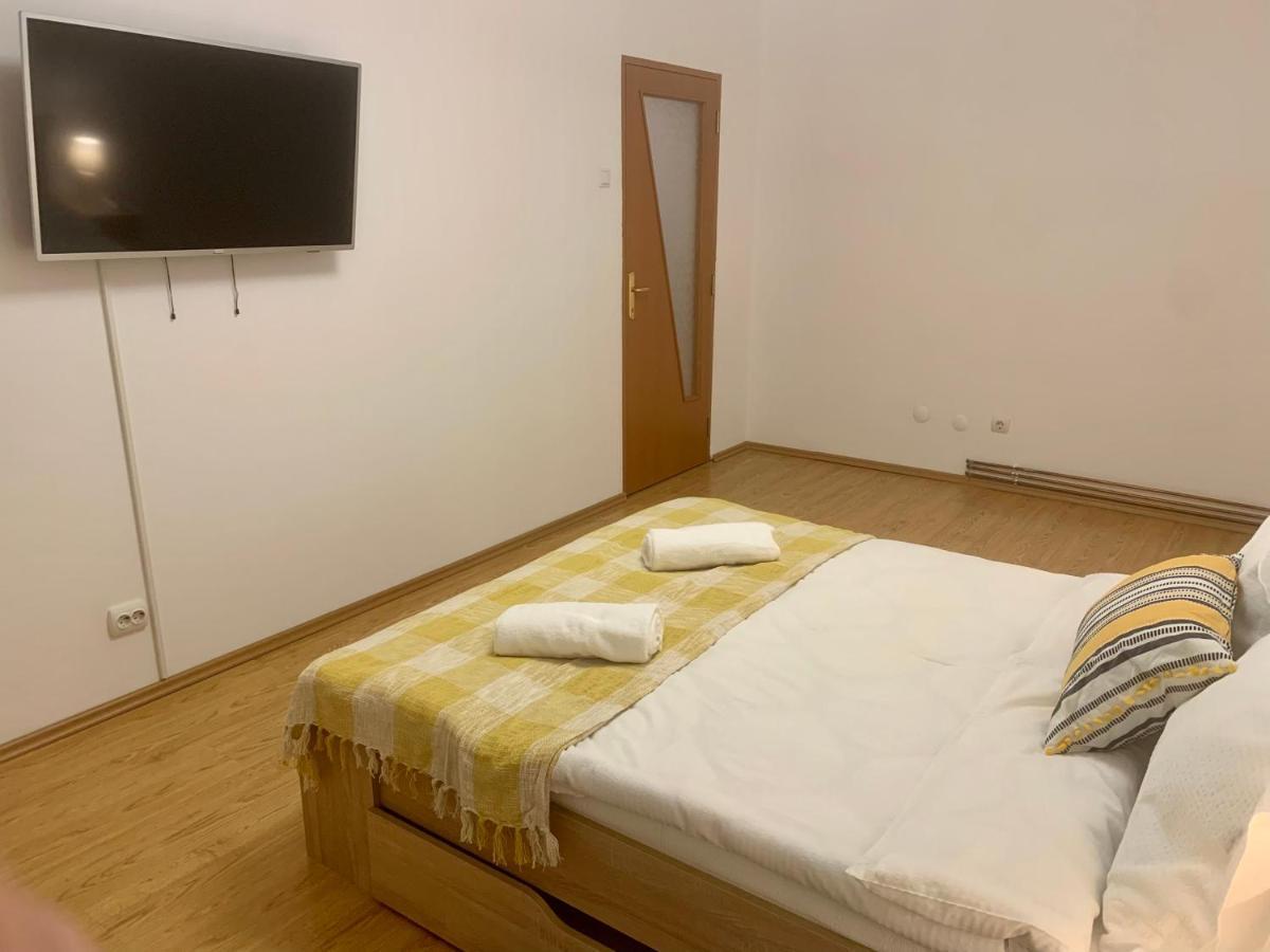 Jad - Family - Apartments - Zorilor บราชอฟ ภายนอก รูปภาพ
