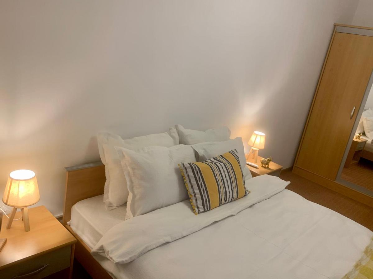 Jad - Family - Apartments - Zorilor บราชอฟ ภายนอก รูปภาพ