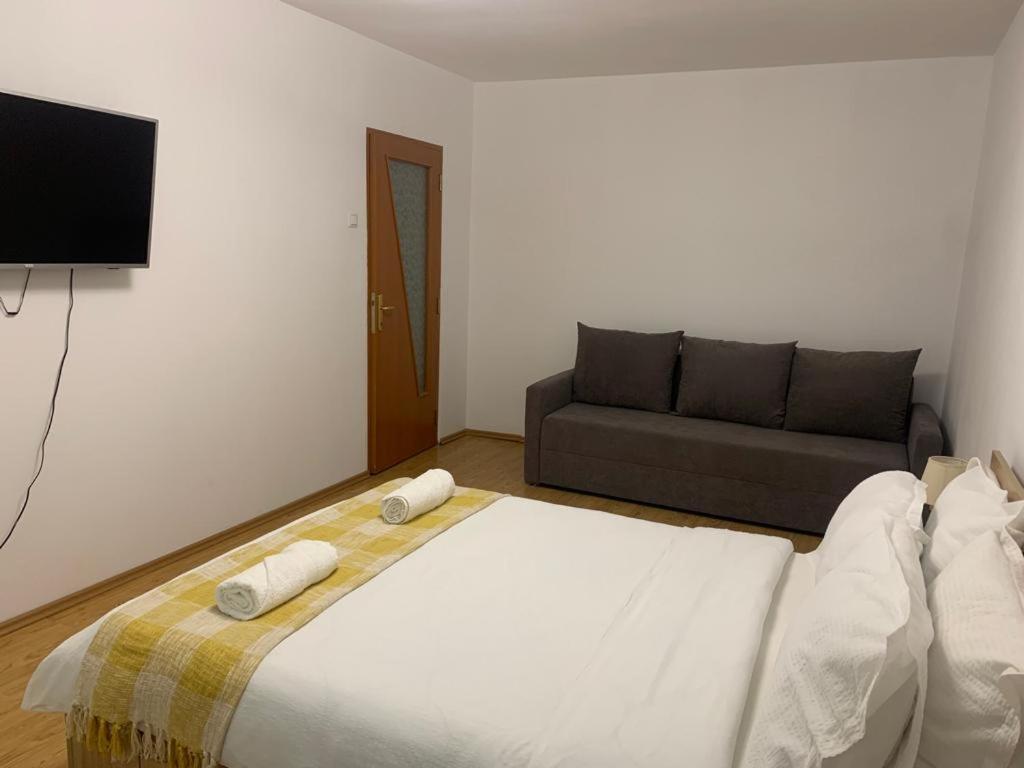 Jad - Family - Apartments - Zorilor บราชอฟ ภายนอก รูปภาพ